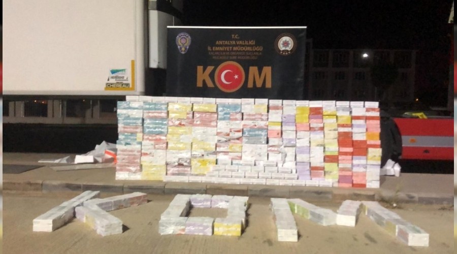 900 bin liralık kaçak sigara ele geçirildi