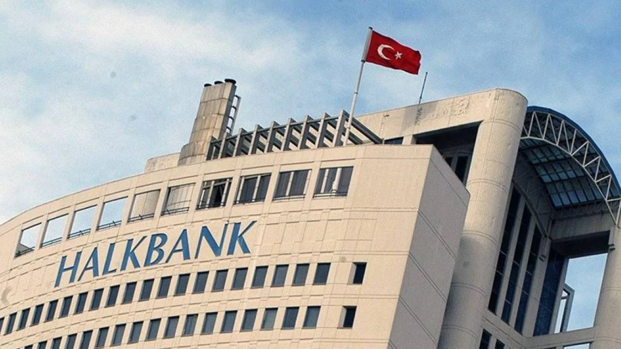 ABD'de Halkbank'a açılan 3 davadan birincisi düştü
