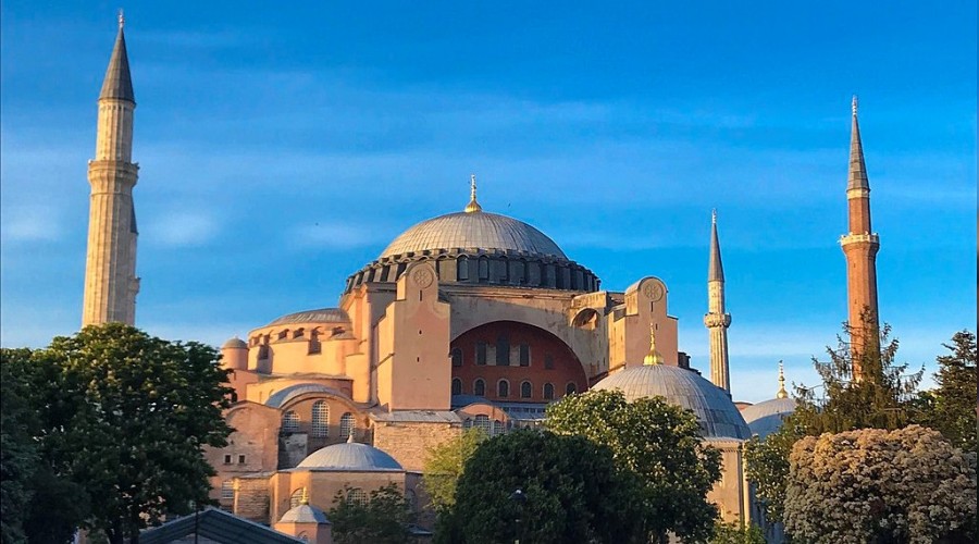 ABD'ye Ayasofya eleştirisi
