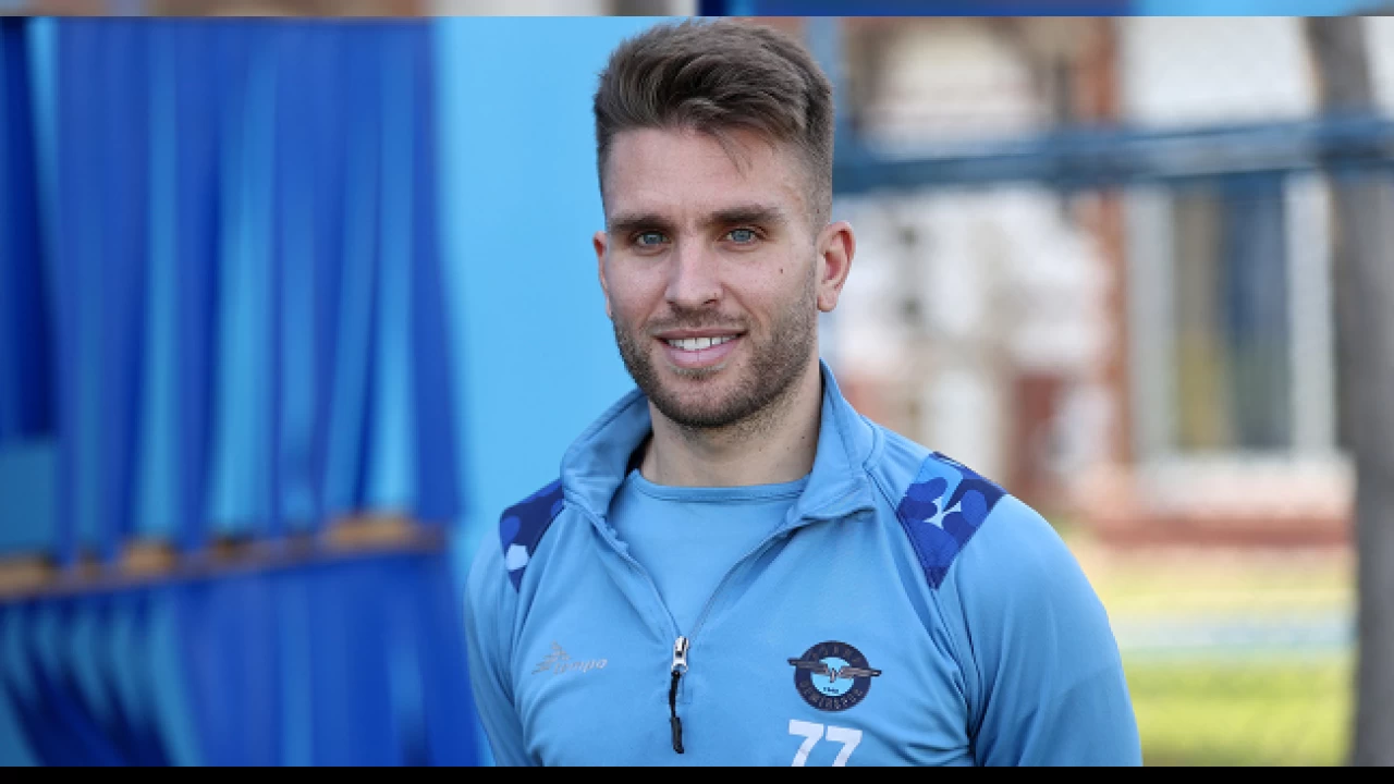 Adana Demirspor'da yaprak d�k�m� s�r�yor 