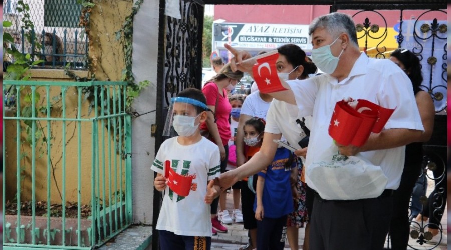 Adana'da ders zili çaldı