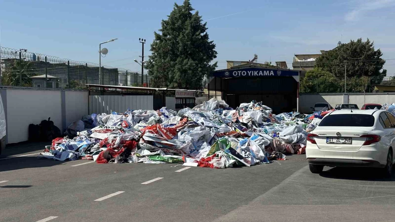 Adana'da siyasi partilerin afileri toplatld