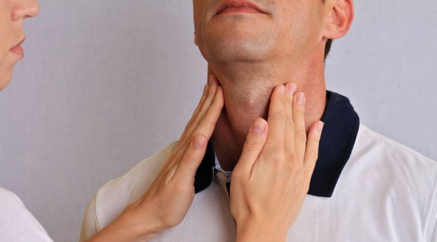 Ailesinde tiroid hastas� olanlar dikkat