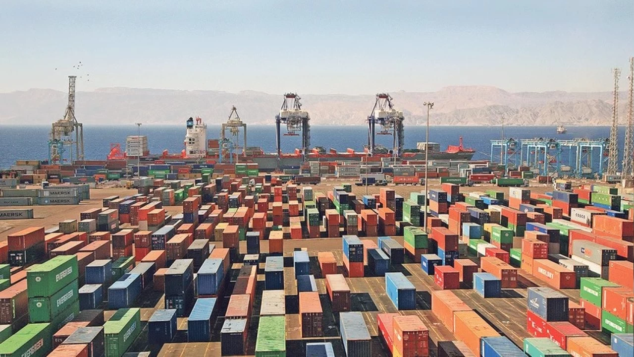 Akdenizli haz�r giyimcilerden nisanda 25.2 milyon dolarl�k ihracat