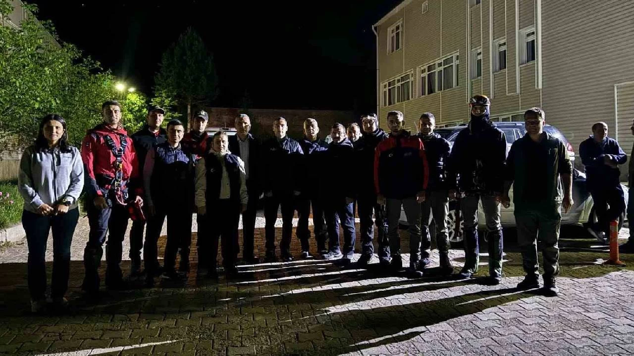 Aladalar'da mahsur kalan 2 dac kurtarld
