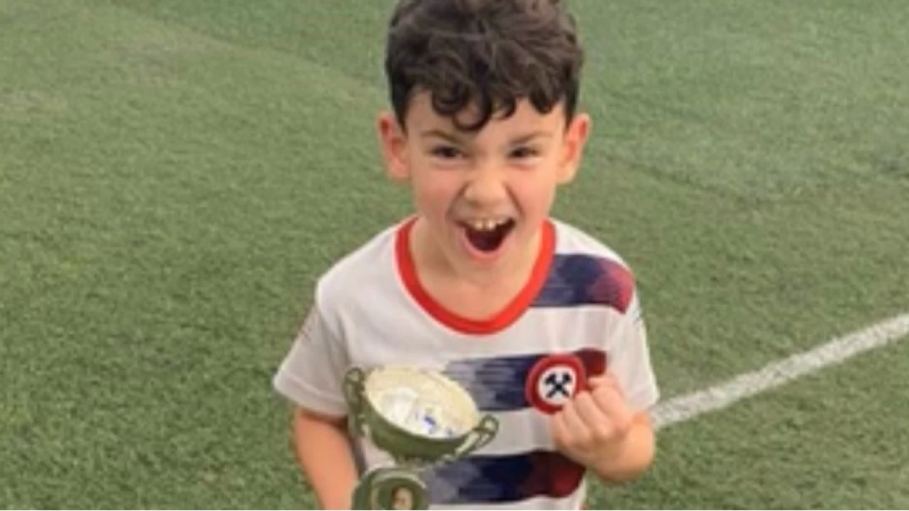 Ali Koç, Fenerbahçe altyapısına davet edildi