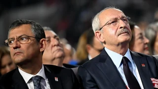 Ankara Bölge Adliye Mahkemesi, CHP'deki "mutlak butlan" dosyasını Yargıtay'a gönderdi. Adli tatil öncesi son iş gününde Yargıtay kararı bozarsa Özgür Özel yönetimi dönecek; onarsa Kemal Kılıçdaroğlu yönetimi görevde kalıp Eylül'den itibaren kurultay takvimini işletecek