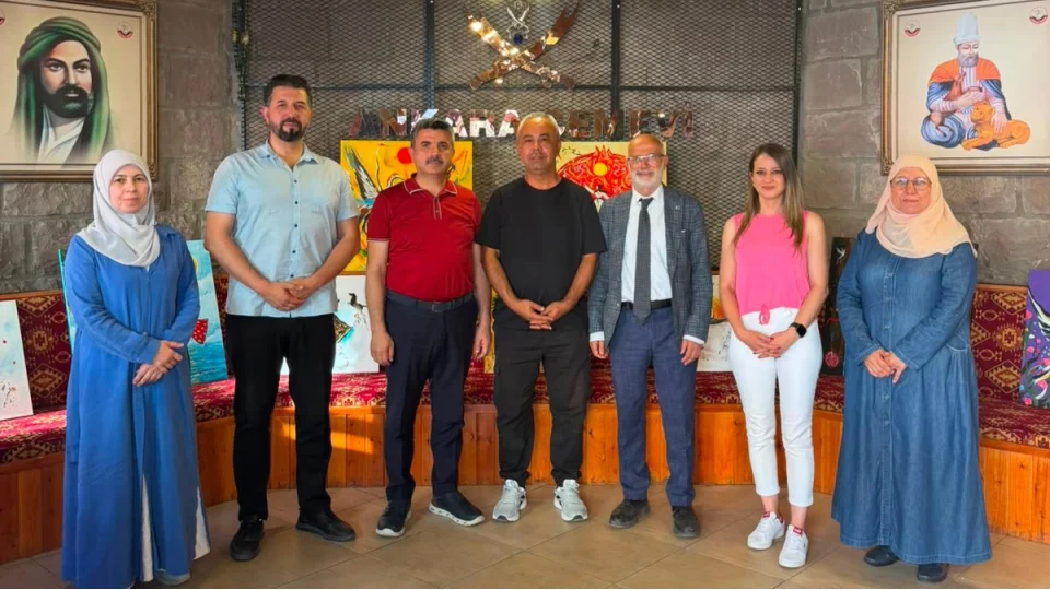 Ankara'da BTP heyetinden "G�r�nenin �tesinde" sergisine ziyaret