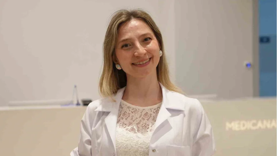 Anne sütü, bebeğin karşılaştığı mikroplarla savaşıyor