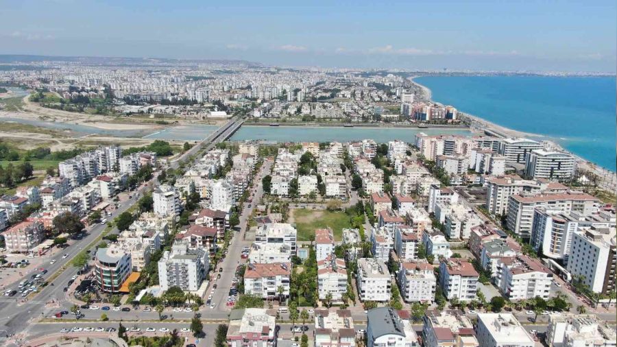 Antalya'da yabancılar kiralarını ödemeden gidiyor