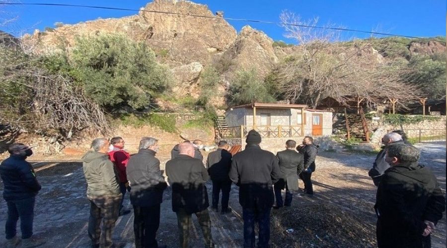 Assos'ta kaya ıslah çalışmaları sürüyor