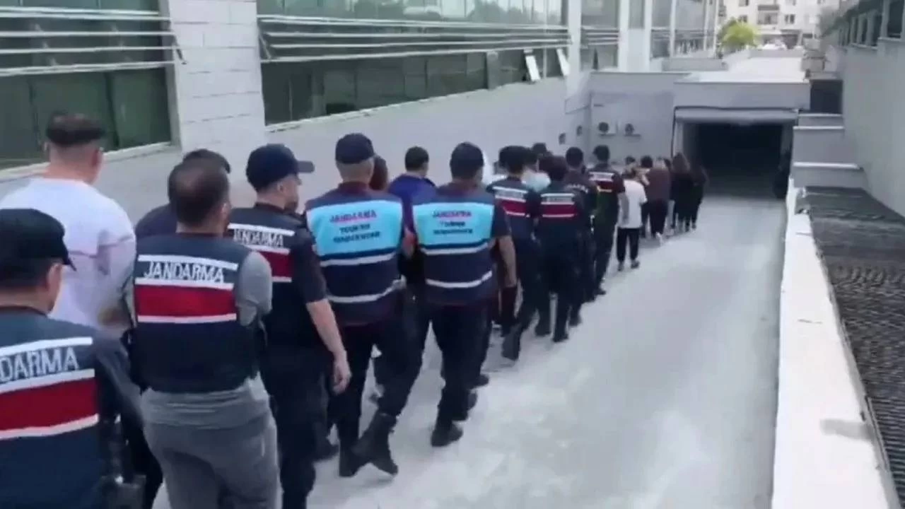 Bakan Yerlikaya: 'Siberg�z-41' operasyonlar�nda 65 ��pheli yakaland�