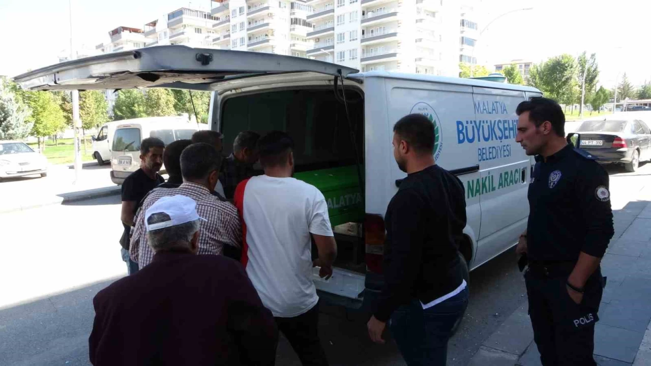 Banyoda korkun� �l�m: 55 ya��ndaki �ah�s banyoda kanlar i�erisinde �l� bulundu