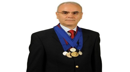 Bel fıtığı veya dar kanal ameliyatlarında mikroteknik yöntemi