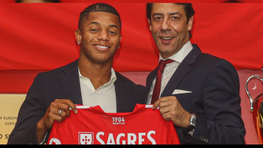 Benfica Brezilyal oyuncuyla anlat