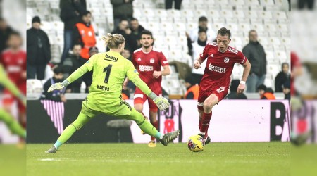 Beşiktaş lige kötü başladı: 1-2