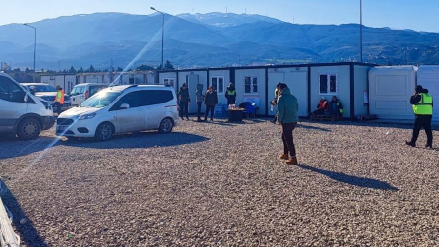 Bodrum Belediyesi taraf�ndan �ad�rlar ve prefabrik ev kuruldu