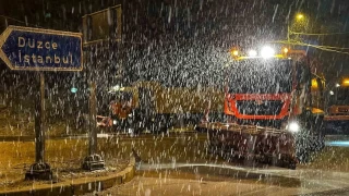 Bolu Dağı'nda kar yağışı başladı: Kar kalınlığı 5 santimetre