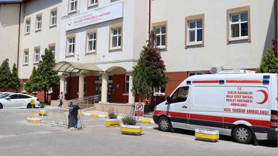 Bolu'da aynı köyde zehirlenen 20 kişi hastaneye kaldırıldı