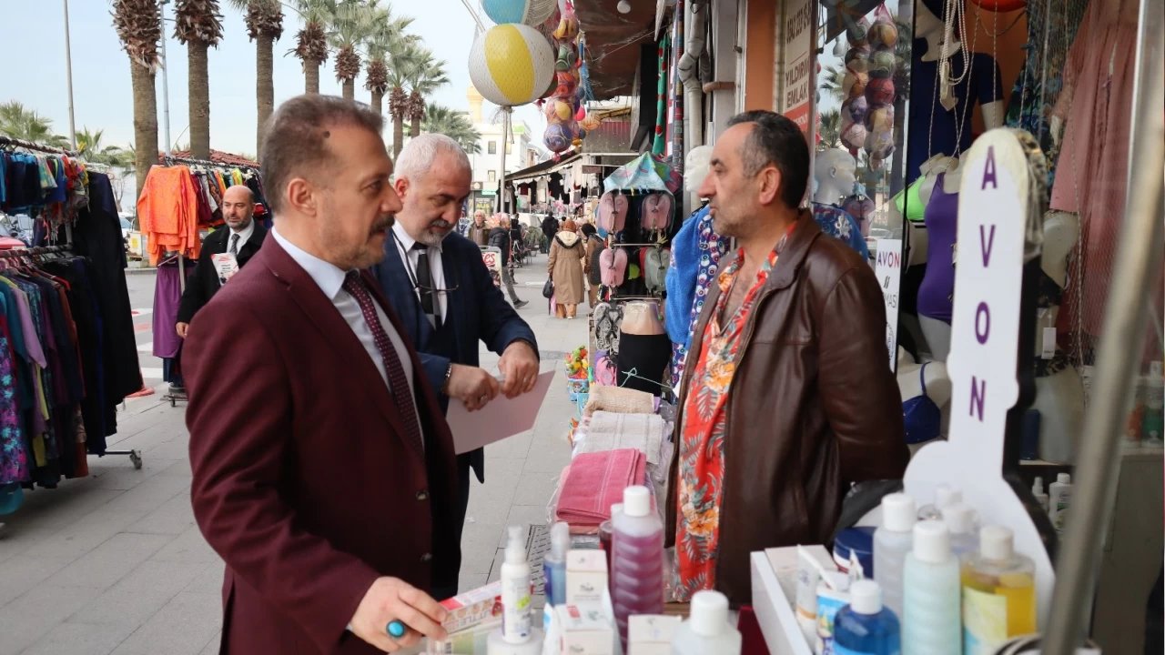 BTP adayları Karamürsel'de esnafı ziyaret etti