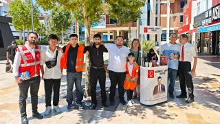 BTP �erkezk�y�de sahaya indi: Gen�lerden ve vatanda�lardan yo�un ilgi