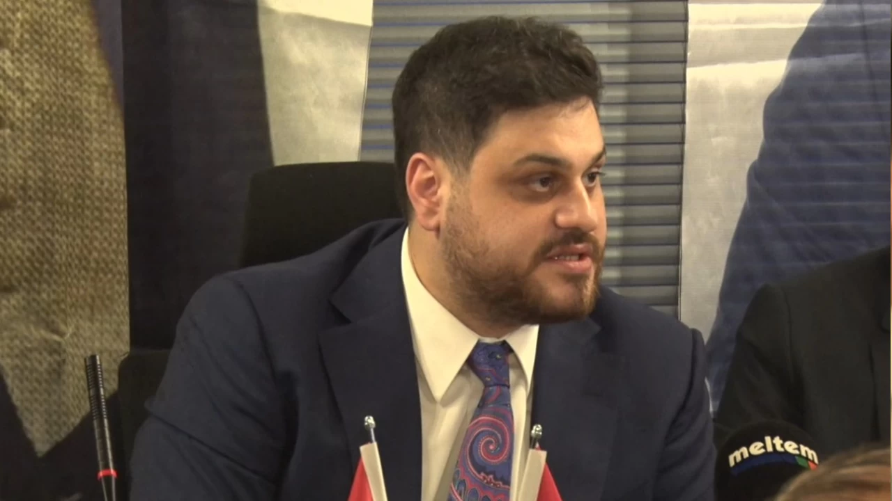 BTP lideri Hüseyin Baş’tan Süper Kupa maçına çıkmayan Galatasaray ve Fenerbahçe’yi tebrik etti