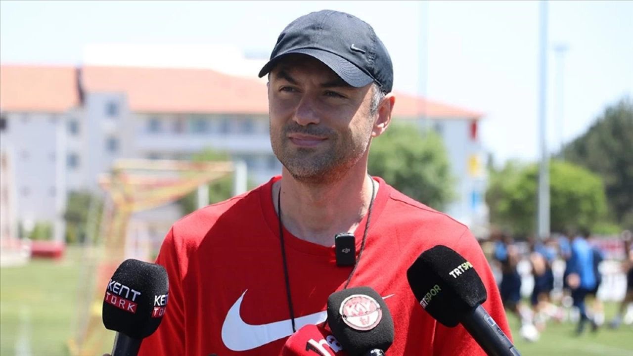 Burak Yılmaz Milli Takım ile gurur duyuyor