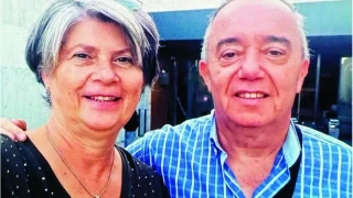 �anakkale'de emekli ��retmen �nce e�ini, sonra kendini vurdu