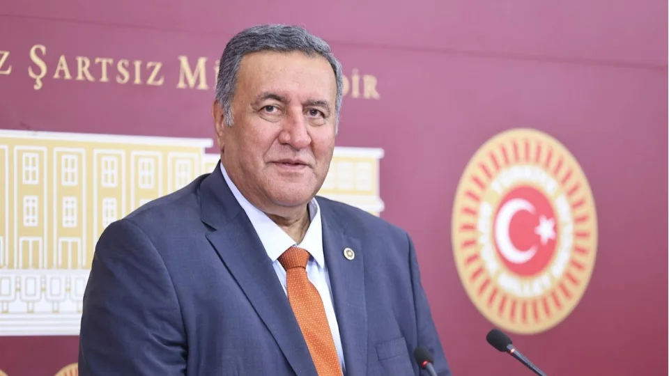 CHP Niğde Milletvekili Ömer Fethi Gürer, “Narenciye Ülkesinde Limon İthal Ediyoruz, Bu Politika Değil Plansızlıktır” dedi