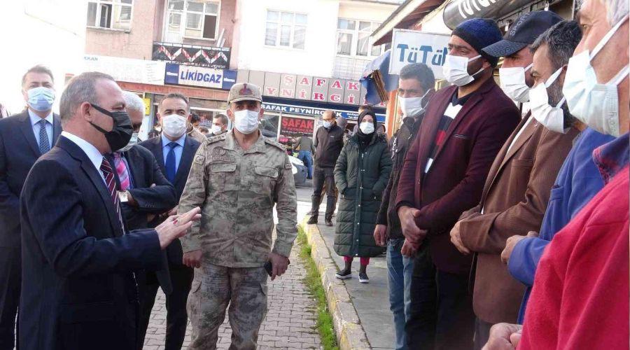 Covid-19 vaka say�s� art�yor