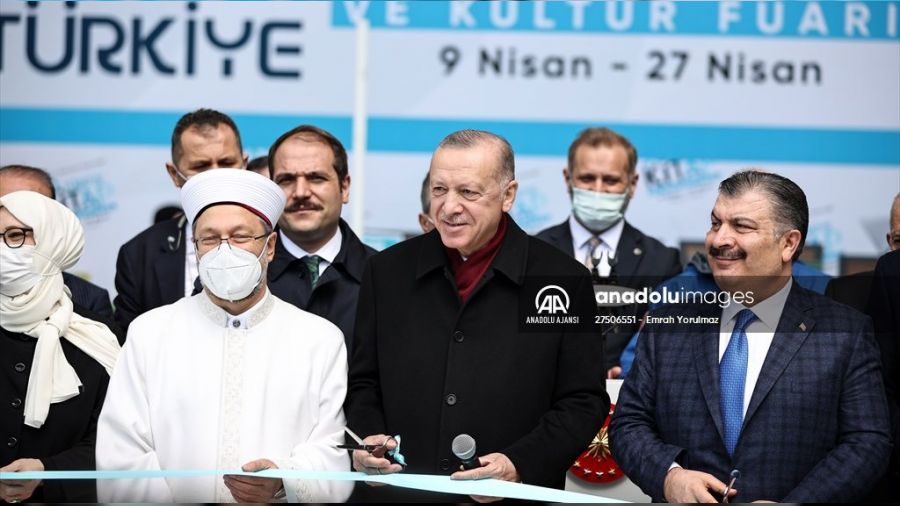 Cumhurbaşkanı Erdoğan İstanbul'da kitap fuarı açtı