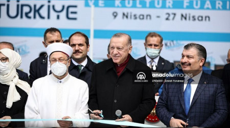 Cumhurbaşkanı Erdoğan İstanbul'da kitap fuarı açtı