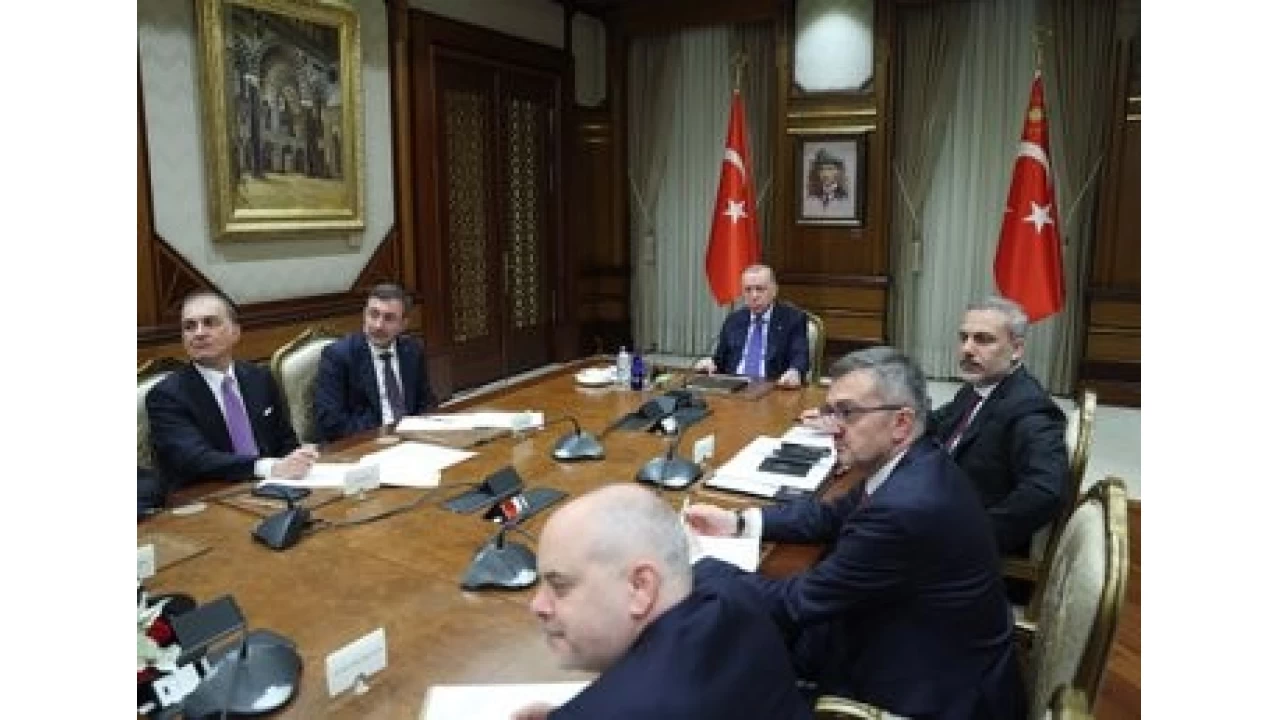 Cumhurbakan Erdoan, Ukrayna konusunda Gnlller Koalisyonu Liderler Zirvesi'nin evrimii toplantsna katld