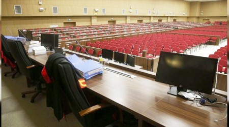 Darbeci generalin taktii tutmad