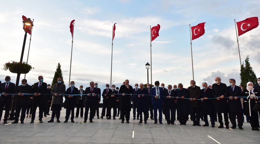 Demokrasi Adası törenle açıldı
