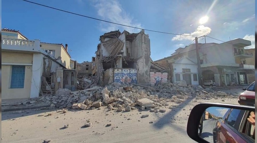 Deprem Yunanistan'ın Sisam Adası'nı da vurdu