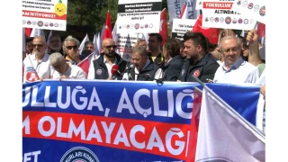 Devlet Memurlar Konfederasyonu'ndan Hazine ve Maliye Bakanl nnde basn aklamas