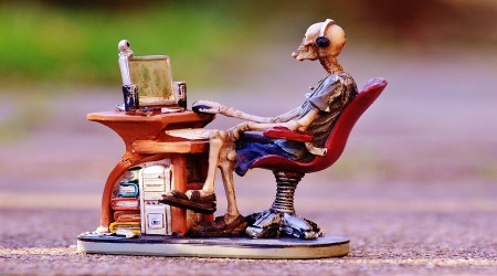 Dikkat! Öğrenciler ve evde çalışanlar risk altında