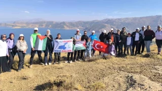 Doaseverler Van Gl iin 8 kilometre yrd