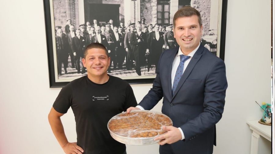 "Edremit'in zeytinyağlı baklavasını tanıtacağız"