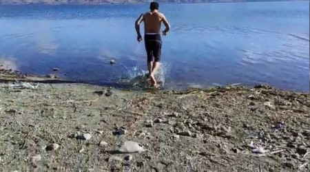 Eksi 5 derecede göle girdi