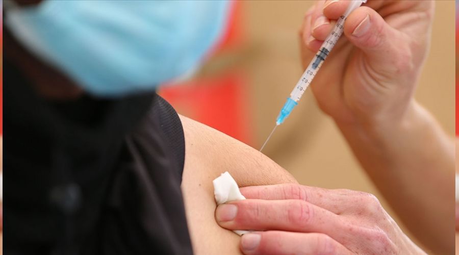 EMA: Her 3-4 ayda bir sürekli takviye aşı yaptıramayız
