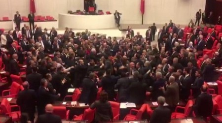 Engin zkoa 1 milyon liralk dava at