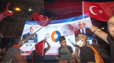 "Ersin Tatar" KKTC'nin yeni Cumhurbakan 