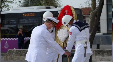 Ertuğrul Fırkateyni şehitleri Beşiktaş'ta anıldı
