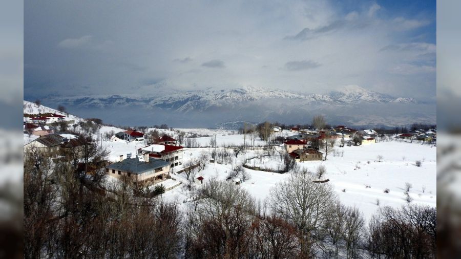 Erzincan’ı çevreleyen dağlar beyaza büründü