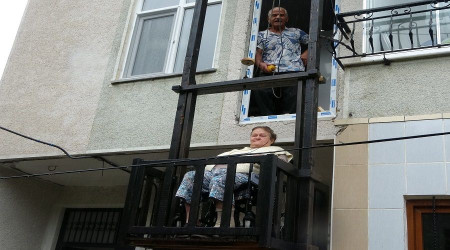 Eşi için 'olmaz' denileni başardı