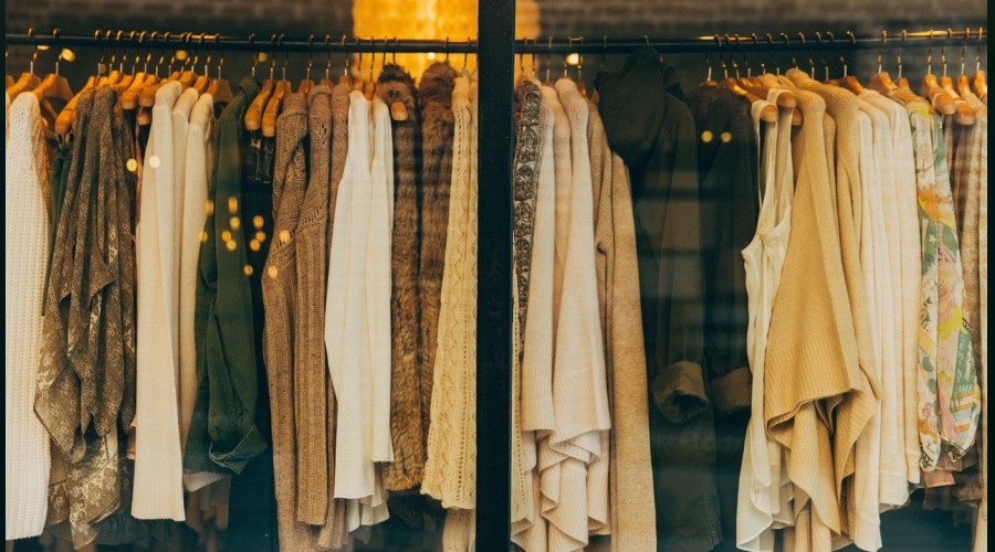 Esnaf yeni 'normal'e ayak uydurmal�