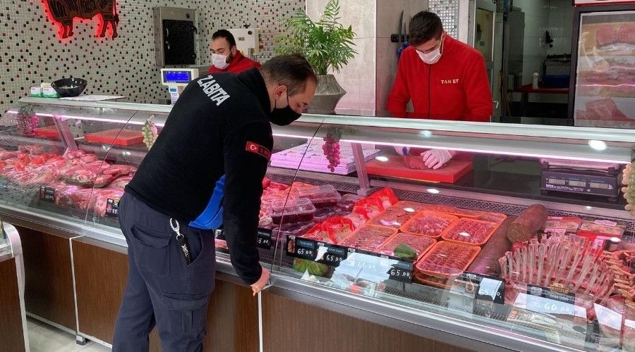 Et ve tavuk reyonlar�na denetim