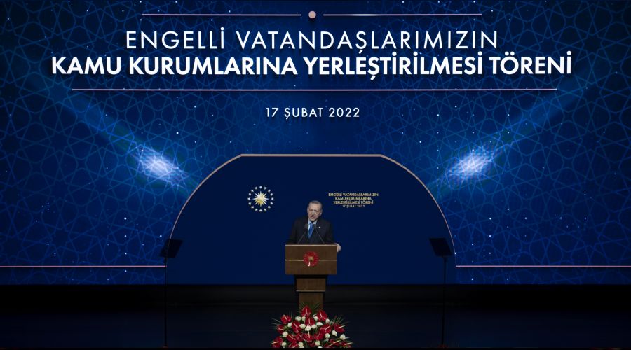 'Faiz, döviz ve enflasyon prangalarını parçalayacağız!'